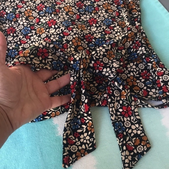Maeve by Anthropologie Floral Print Wrap‎ Top - Picture 4 of 9